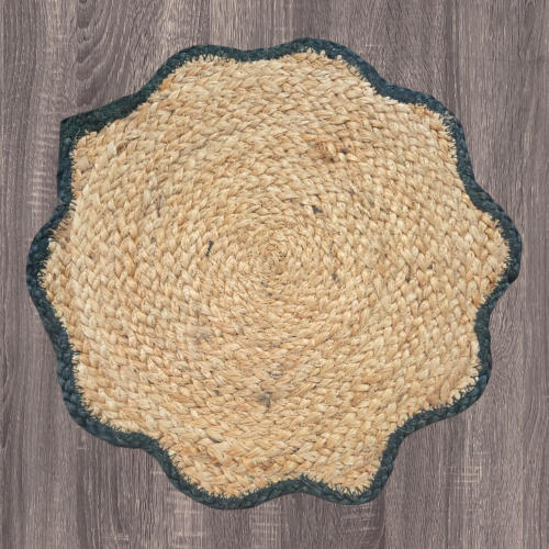 Forest Green Scalloped Jute Mat